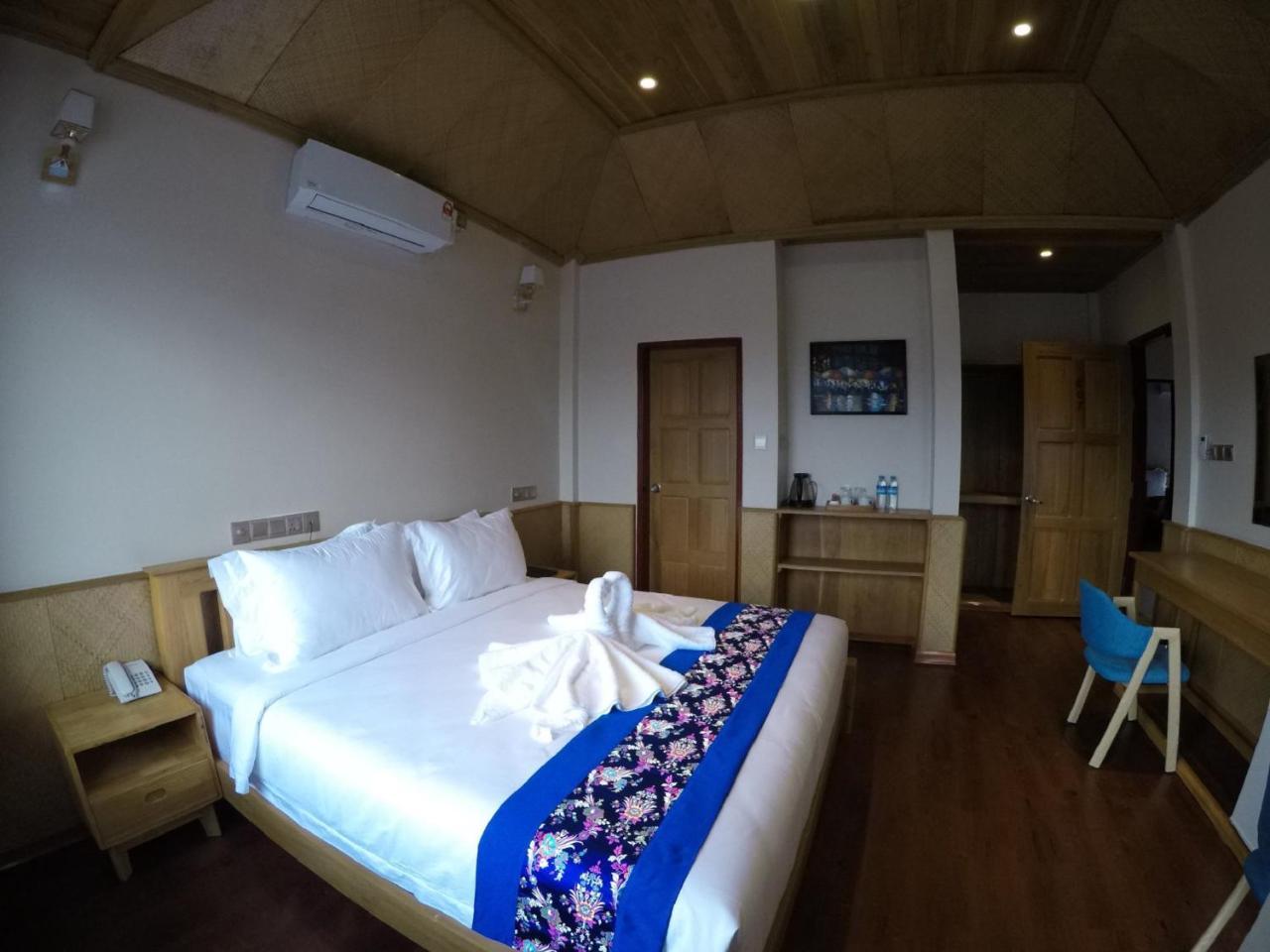 Silver Lake Hotel Nyaung Shwe Exterior foto